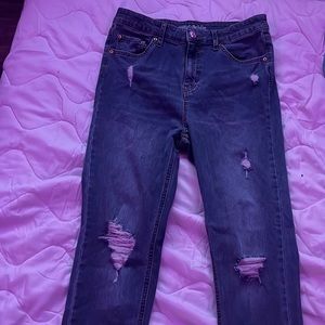 wild fable medium wash ripped jeans!!
